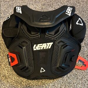 Leatt Black Protective Gear